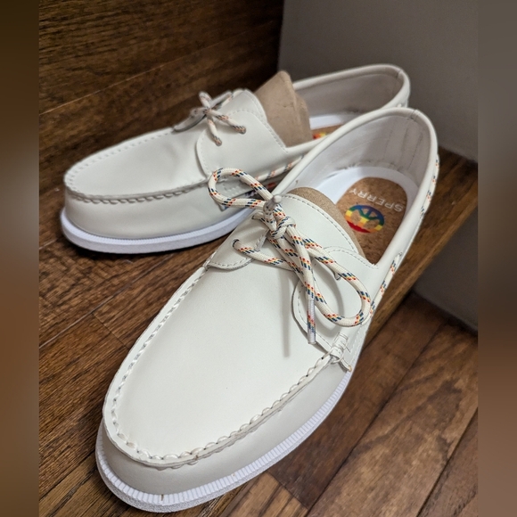 Sperry White Rainbow Boat Shoes, Exclusive Pride Edition unisex 10.5 M 12 W NIB - Picture 5 of 15